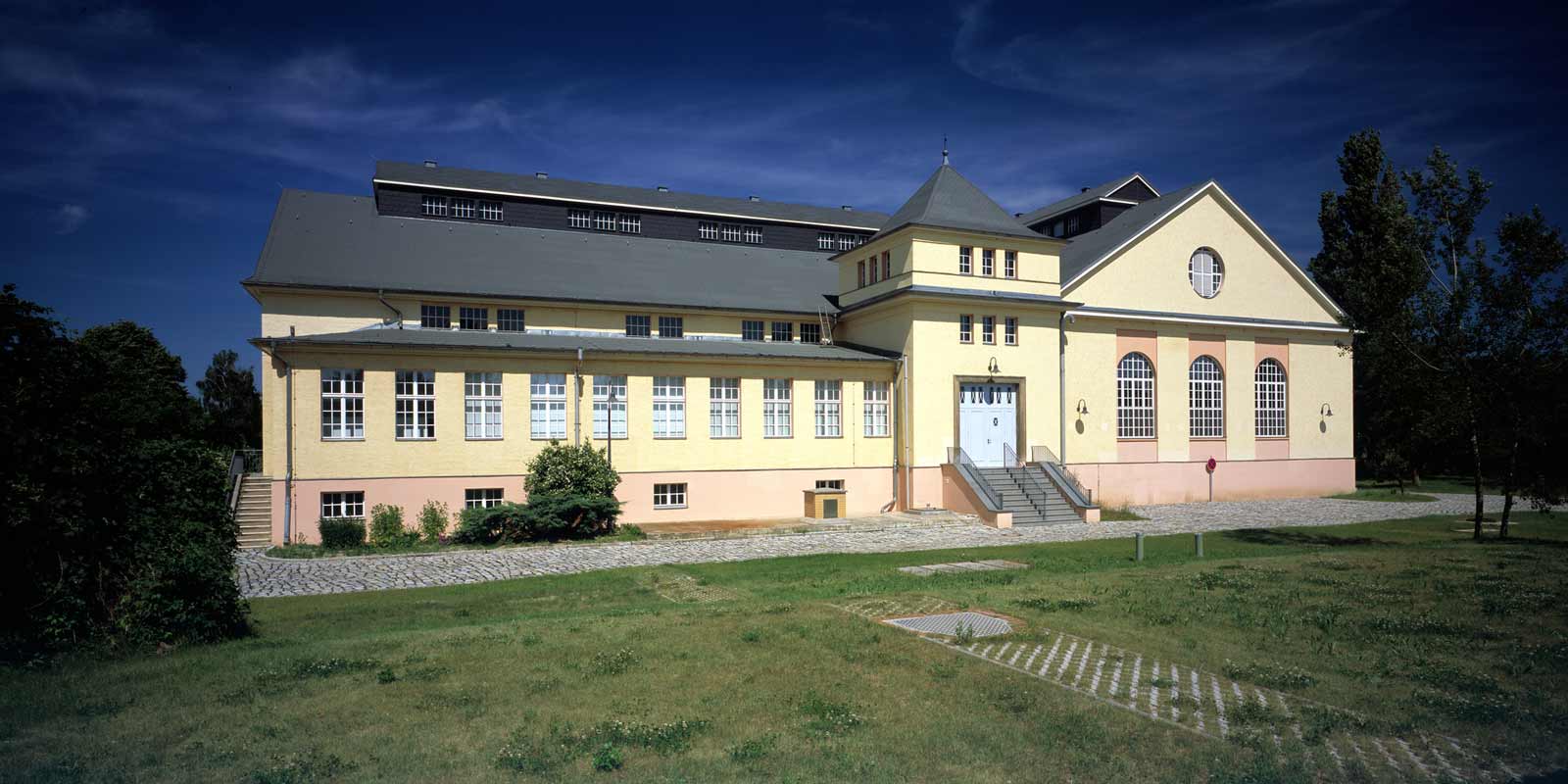 Gebäudeansioht vom Wasserwerk Kaulsdorf